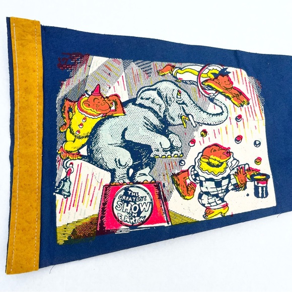 Vintage Ringling Brothers and Barnum & Bailey Circus Felt Souvenir Pennant - Picture 3 of 9